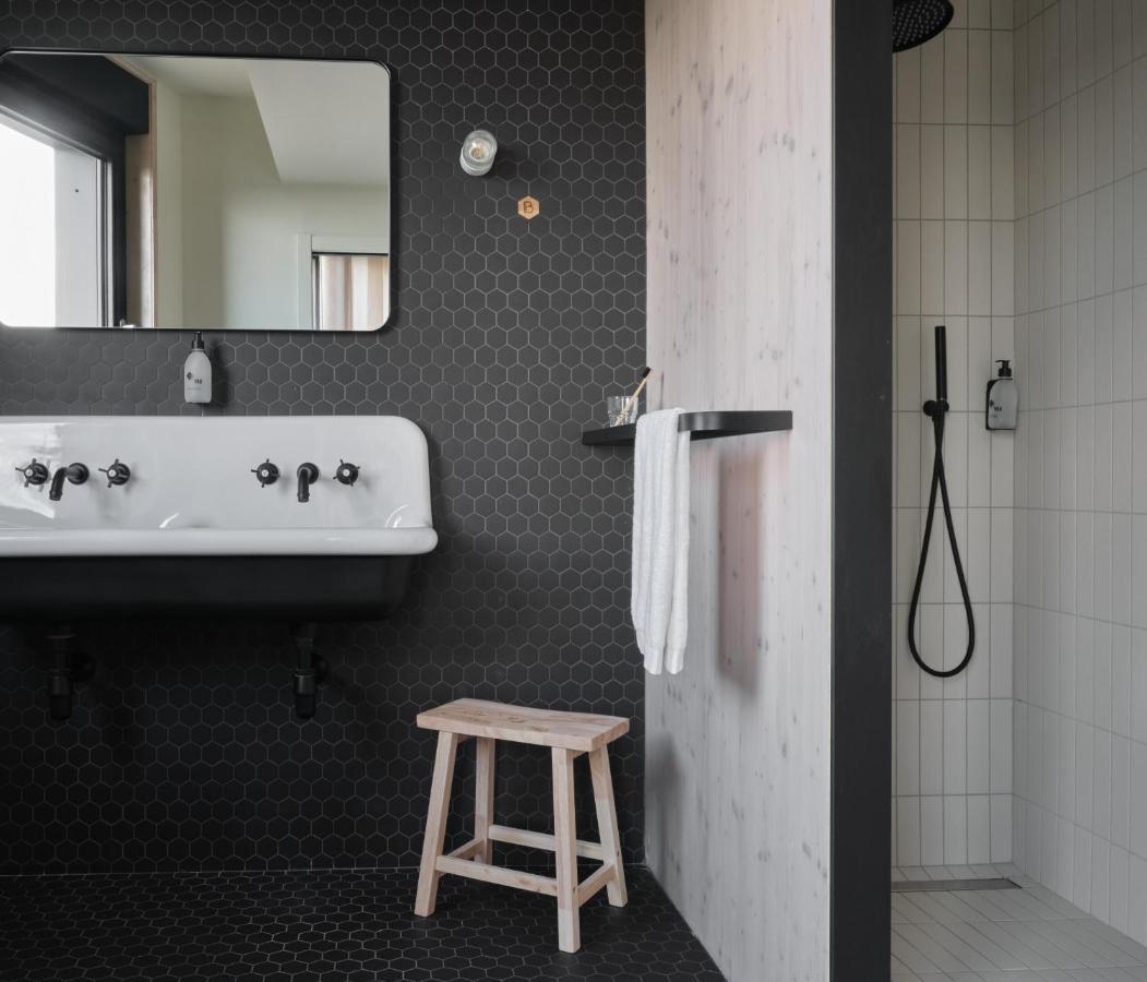 Bercail Hotel Wambrechies Екстериор снимка